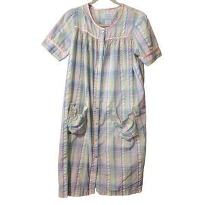 Ashley Taylor Plaid House Coat  Robe Pearl Snap Front Ruffle Trim Extra Small